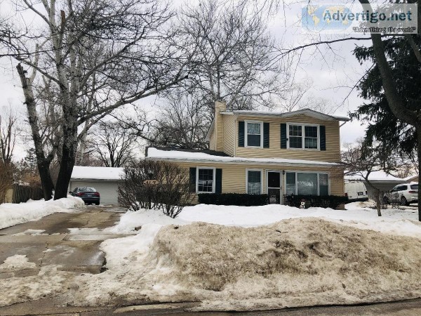 JUST LISTED Buffalo Grove 4 Bedrooms 2 Bathrooms House