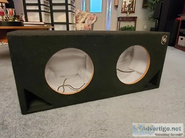 Sound Ordnance dual 10&quot subwoofer box NEW