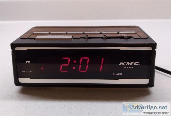 RETRO KMC DUEL DIGITAL ALARM CLOCK
