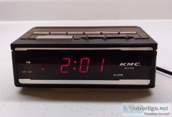 RETRO KMC DUEL DIGITAL ALARM CLOCK