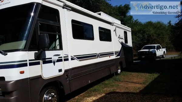 FOR SALE  WINNEBAGO MOTORHOME TURBO DIESEL