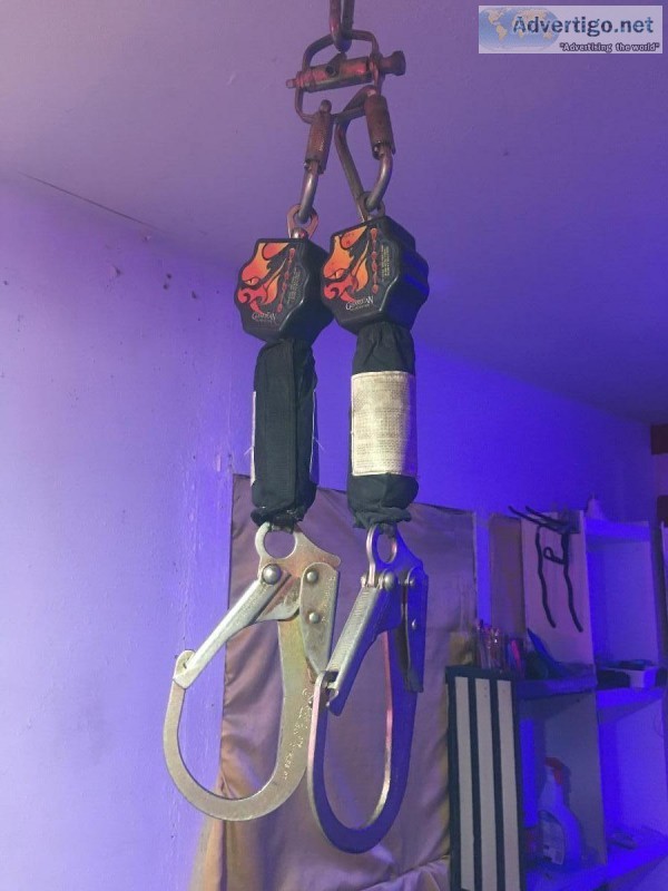 Twin Guardian Diablo retractable lanyards