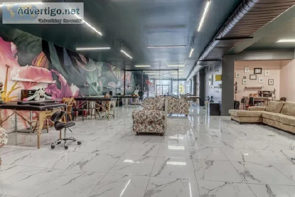 Fully renovated 2858 sqft commercial space on Ontario HOMA