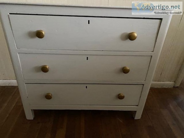 FREE DELIVERY Gorgeous Solid Wood Dresser  Chest