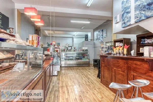 Ideal space for retail store on Ontario East in Montreal