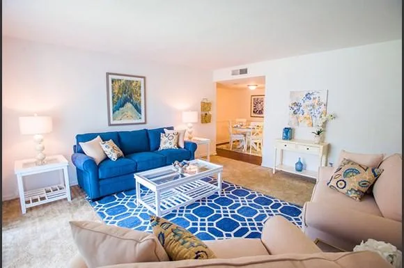 2 Bedroom Apartments Available is designed for you to enjoy Luxu