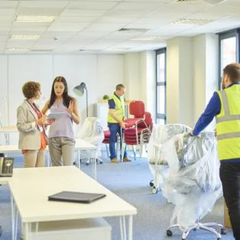 For Quick and Efficient Office Removal Service in Hull UK Get In