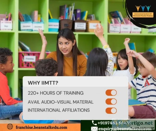 Montessori teacher training course