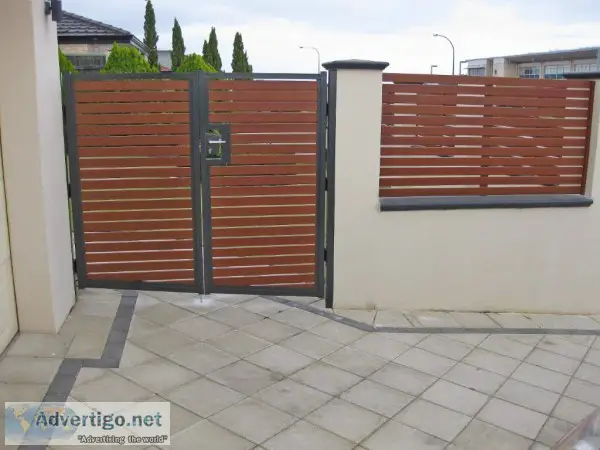 Commercial and Residential Driveway Swing Gate