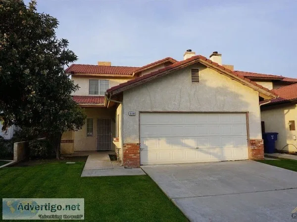 4 beds 2.5 baths single family home for rent in Bakersfield CA 9