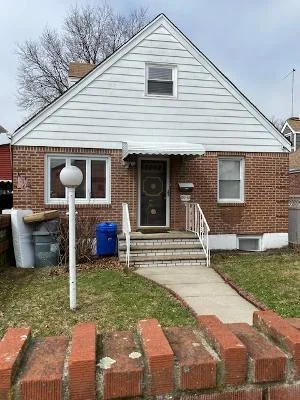 One Family near Merrick and Springfield Blvds