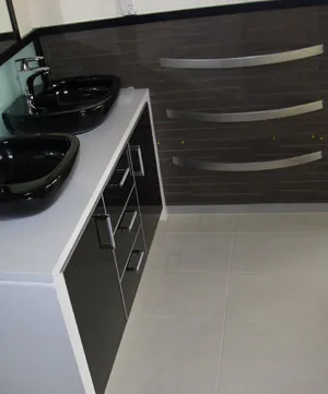 Bathroom heating - phno 09 849 3919