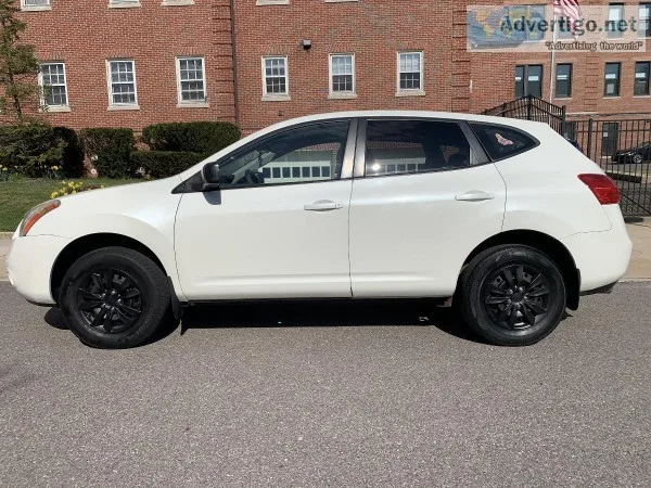 2009 Nissan Rogue. All-wheel drive.