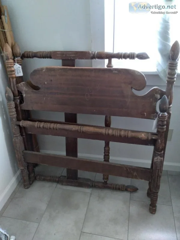 Twin bed headboardfootboard