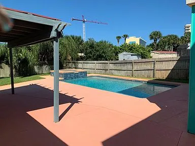Beautiful beach home just 3 houses from the beach ramp