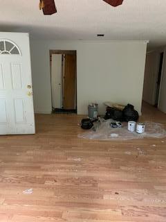 45000 Florence 3-BD2-BA Home  Handyman Special