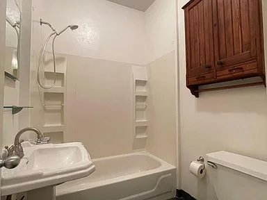 2-bedroom, 1-bath single family house