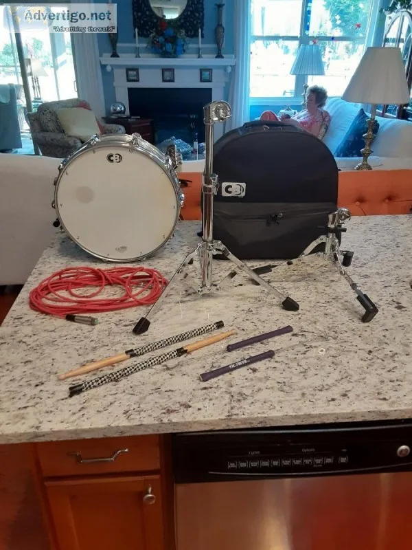 Snare Drum With All Accessories