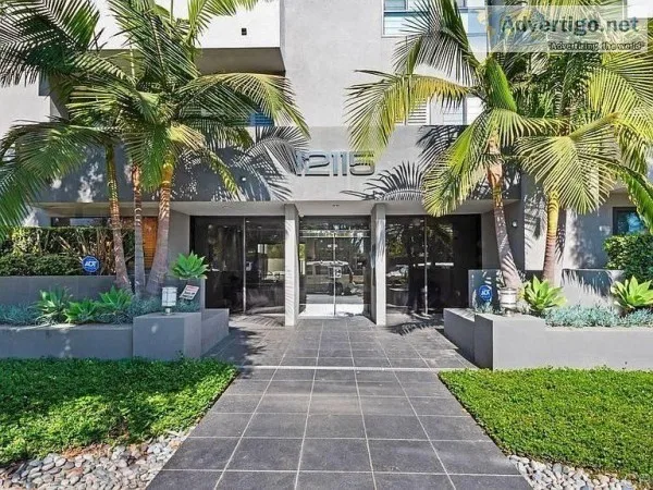 Live like a millionaire on a budget in the chic neighborhood of 
