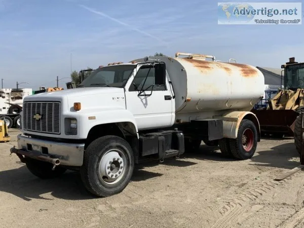 1991 CHEVROLET KODIAK 2500 GALLON BOBTAIL WATER TRUCK 307101212