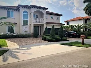 Vendo Hermosa Casa Miami  810000
