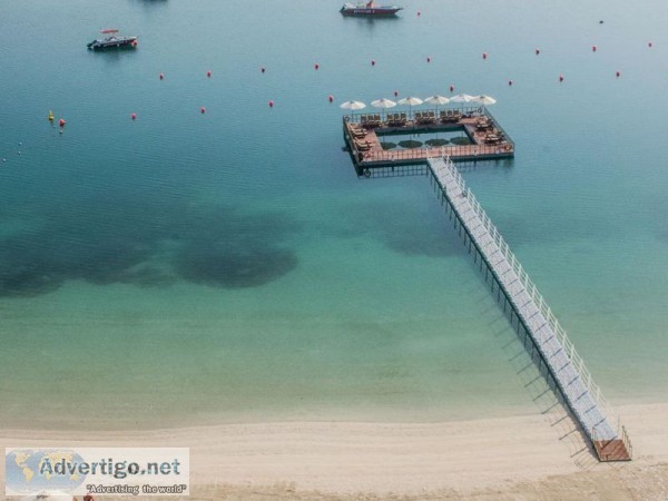 Floating pontoon