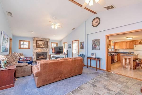 1 bed 1 bath home for rent
