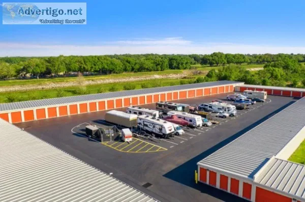 Estacionamiento Para Botes y Autocaravanas