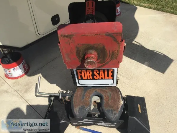 Free flex air 5th wheel kinpin