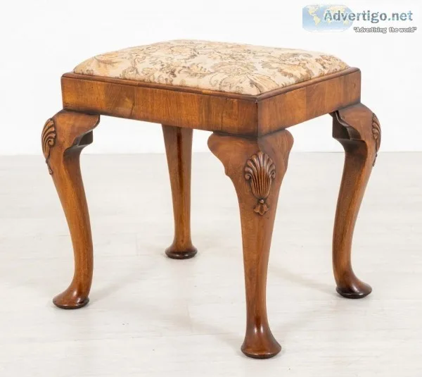 Queen Anne Stool Walnut Seat