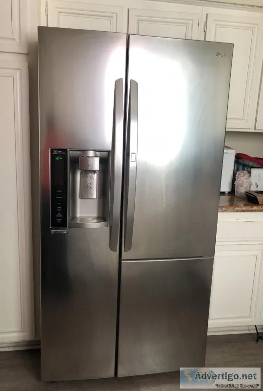 LG 26.1 cu ft Door in Door refrigerator-freezer
