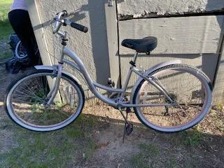 ladies 5 speed baysidekent bicycle 100 and several single tires 
