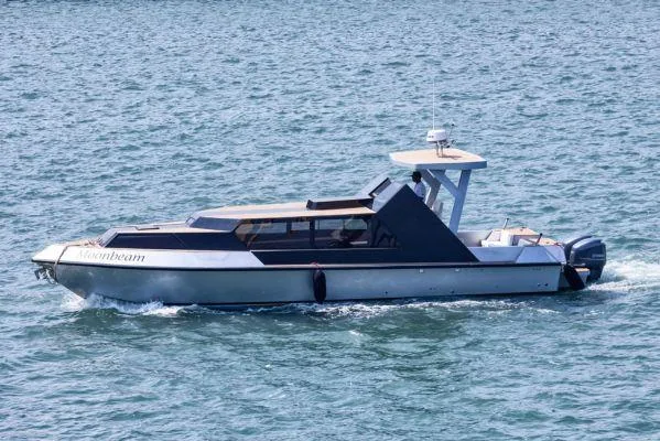 Hire the Best Yachts in Goa - Luxury Rentals