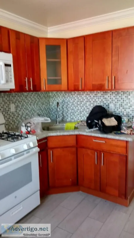 Jackson Heights Apt 3 Bedparking incl