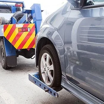 Low Cost Towing Services in Calgary  OM Towing ltd.
