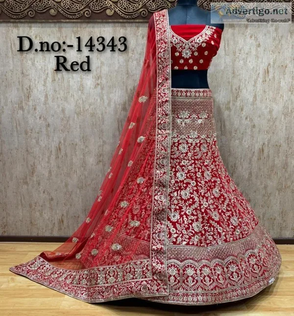 Beautifully crafted Bridal Lehenga in Chandni chowk.