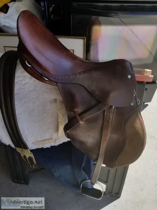 Crosby English Saddle