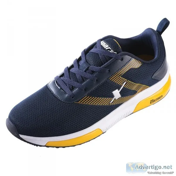 Sports shoes for men by Relaxo