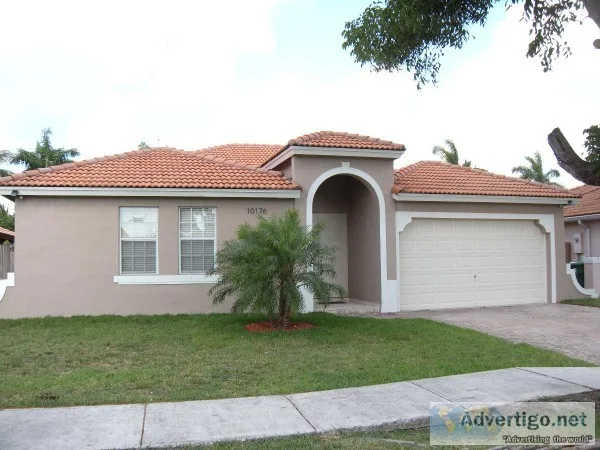 Modern Upgraded 42.5 Miami Home For Sale. West Kendall. No Assoc