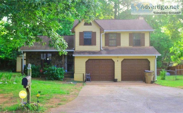 Single Family Home Forsale in Jonesboro GA