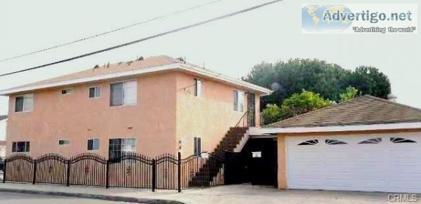 Two Identical Large Units Great Income Property