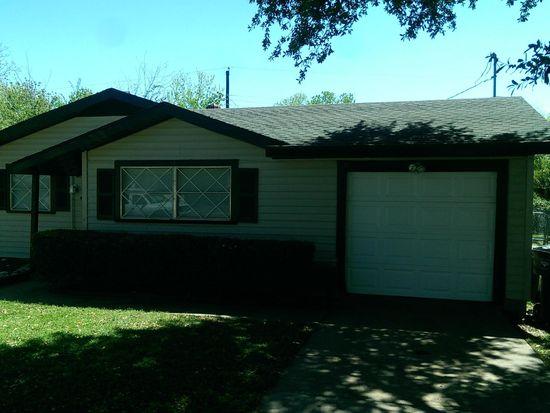 Freshly painted 3 bedroom 2 bath home