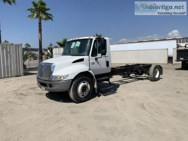 2004 INTERNATIONAL 4300 CAB and CHASSIS