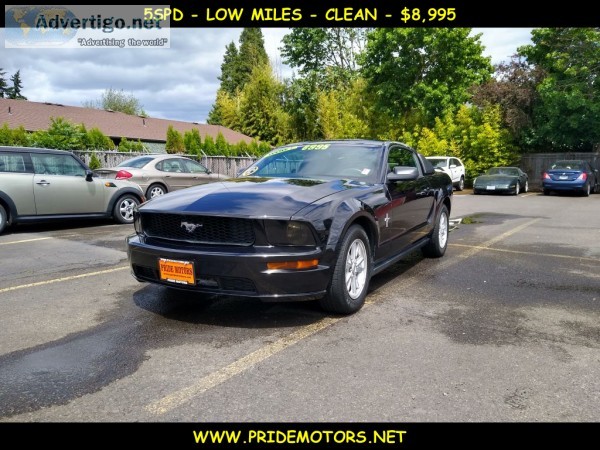 2006 FORD MUSTANG - 5SPD - CLEAN - LOW MILES