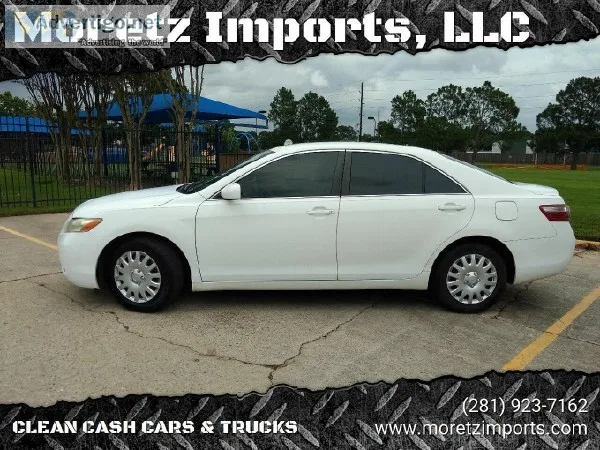 2009 Toyota Camry Sedan in White  131K Miles  90 Day Warranty