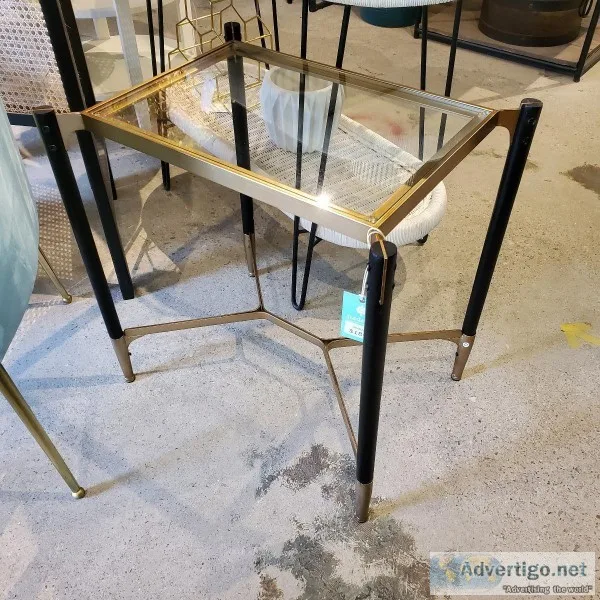 Accent Table