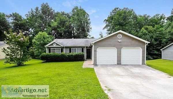 215 Splitwood Ln Fairburn GA 30213