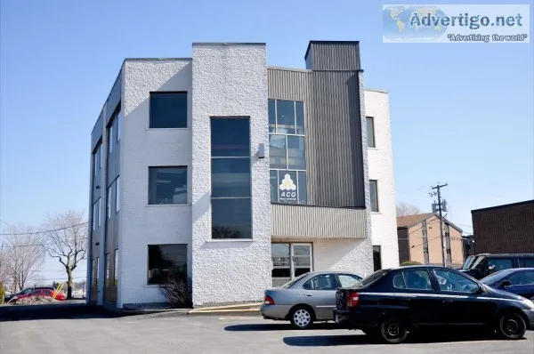 SAINT-JEAN Bureaux &agrave louer 1500p2 au rez-de-chauss&eacute 
