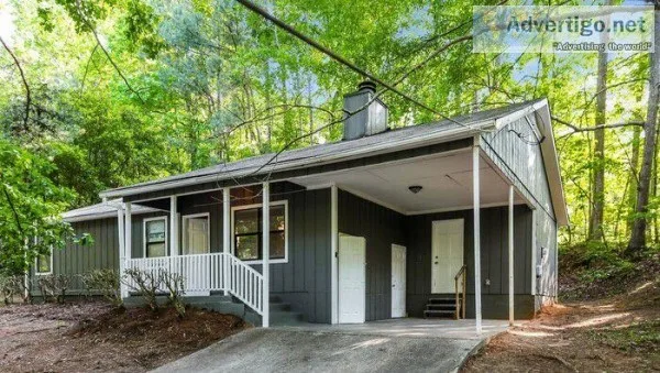 5205 Birdlake Drive Lilburn GA 30047