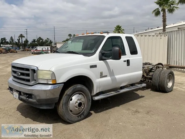 2004 FORD F450 SUPER DUTY EXTENDED CAB CAB and CHASSIS 89301213